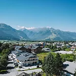 Haus Elise By We Rent, Summercard Included Zell am See
