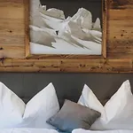 Haus Elise By We Rent, Summercard Included Appartement