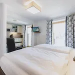 Haus Elise By We Rent, Summercard Included Lägenhet
